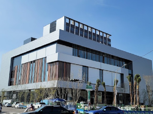 台南南山廣場-互助營造